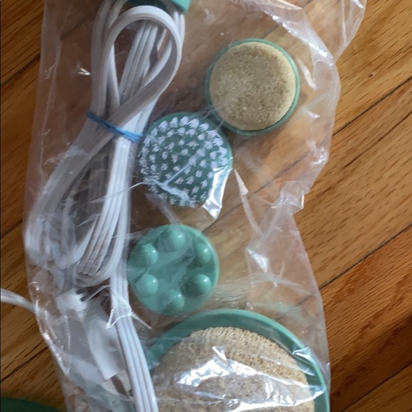 NEW CONAIR SPEED FOOT MASSAGE - Picture 3 of 7